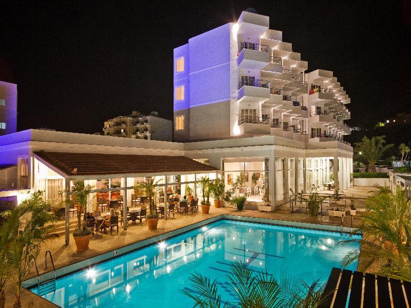 Miramare Bay Hotel 卡尔帕索斯 外观 照片